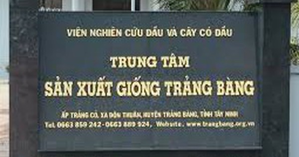 S&aacute;p nhập viện v&agrave;o trường ĐH: Vi&ecirc;n chức kh&ocirc;ng th&iacute;ch nghi việc mới, được đổi việc kh&aacute;c