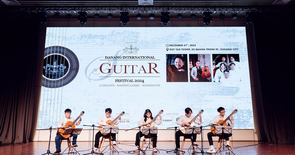 Li&ecirc;n hoan Guitar Quốc tế Đ&agrave; Nẵng tại Đại học Duy T&acirc;n