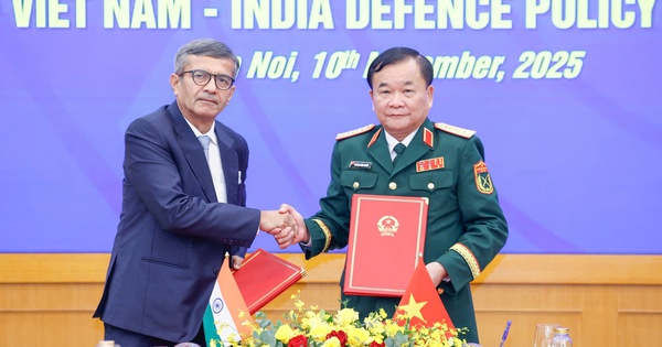 Việt Nam - Ấn Độ tăng cường hợp tác công nghiệp quốc phòng