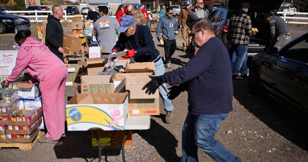 Chính phủ Mỹ yêu cầu các bang dừng việc trợ cấp toàn bộ tem phiếu thực phẩm