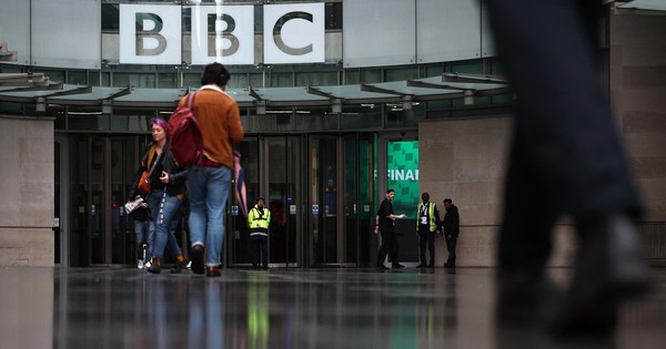 Tổng thống Trump dọa kiện BBC 1 tỉ USD vì sai sót biên tập