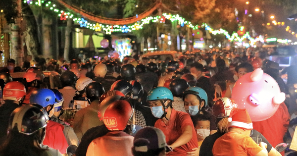 Ngày âm hôm nay 10.11 là ngày gì? Còn bao nhiêu ngày nữa tới Giáng sinh 2025?