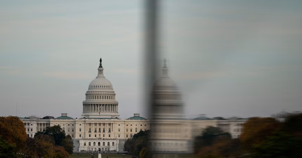 Gom đủ phiếu tại Thượng viện, chính phủ Mỹ sắp mở cửa lại?