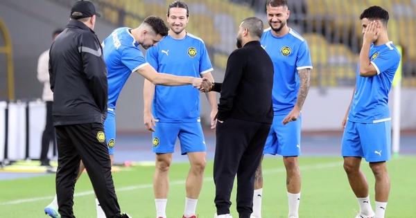 FIFA nắm bằng chứng, FAM tiếp tục lầm: Cầu thủ nhập tịch Malaysia là nạn nhân?