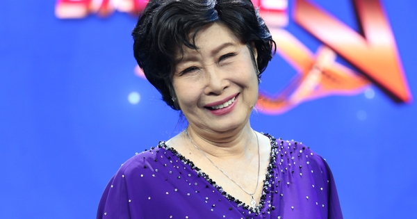 NSƯT Kim Phương ngồi ghế nóng, tiết lộ cuộc sống tuổi ngoài 70