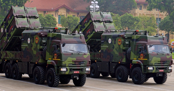 Đề xuất phụ cấp tới 550% lương hiện hưởng để thu hút nhân tài vào quân đội