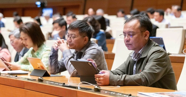 Năm 2026 GDP tăng ít nhất 10%, kiểm soát tốt thị trường vàng và bất động sản