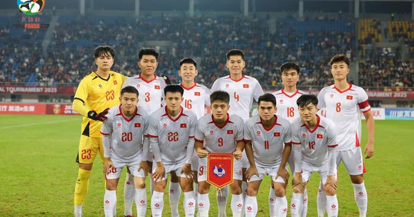 Không phải Vĩ Hào hay Minh Phúc, đây mới là ngôi sao sáng nhất U.23 Việt Nam trận thắng Trung Quốc