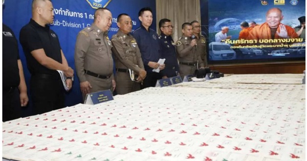 Th&aacute;i Lan bắt trụ tr&igrave;, thu hồi t&agrave;i sản khổng lồ cho ch&ugrave;a