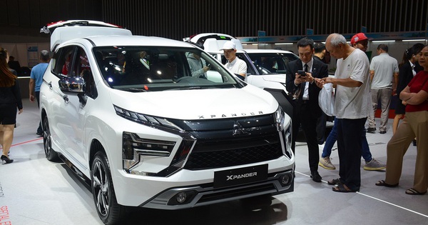 Mitsubishi Xpander giảm giá 'xả hàng', lần đầu chạm mốc dưới 500 triệu đồng