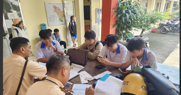 Học sinh vi phạm giao thông: Trường hợp nào hiệu trưởng mời phụ huynh đến trường?