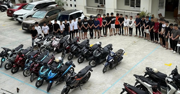 Lệch chuẩn vì 'sống ảo'