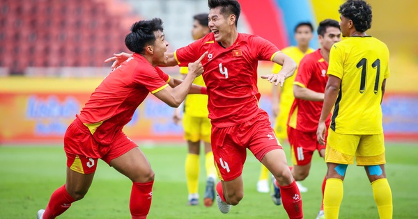 Lịch thi đấu chung kết U.23 Việt Nam hôm nay: HLV Kim Sang-sik sẽ gây bất ngờ cho Thái Lan