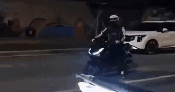 Điều tra nhóm thanh niên dùng hung khí tấn công người đi đường gần cầu Ba Son