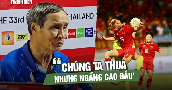 HLV Mai Đức Chung: 'Chúng ta thua nhưng ngẩng cao đầu'