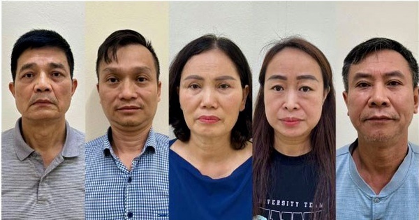 Điều tra hơn 150 người đưa hối lộ 24,5 tỉ cho chuyên viên Cục An toàn thực phẩm