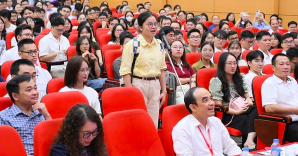 Chương trình đào tạo, lương của bác sĩ nội trú và bác sĩ chuyên khoa ra sao?