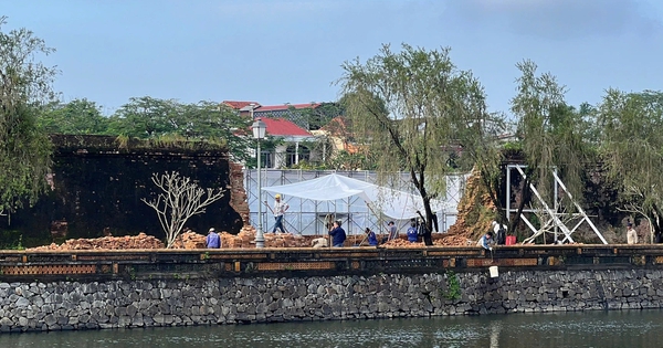 Đoạn tường hoàng thành bị sập do mưa lũ: TP.Huế chi 2,2 tỉ đồng khắc phục 