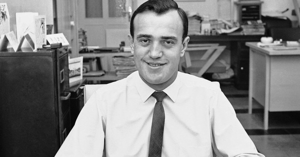 Phóng viên Peter Arnett nổi tiếng đưa tin từ chiến trường Việt Nam vừa qua đời