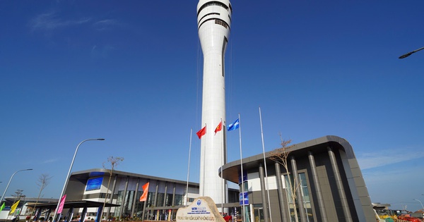 Đài Kiểm soát không lưu Long Thành cao 123 m chính thức soán ngôi cao nhất Việt Nam