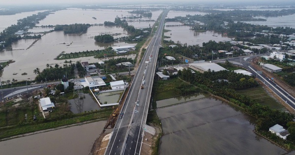 Cao tốc Cần Thơ - Cà Mau lùi thời gian 'mở cửa' 2 ngày