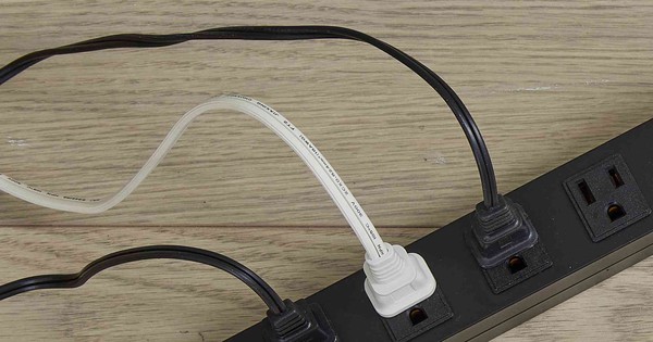 Thiết bị chống sét không phải 'lá chắn vạn năng' cho máy tính