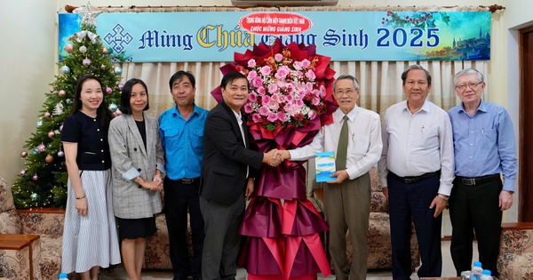 Hội Liên hiệp thanh niên Việt Nam chúc mừng Giáng sinh thanh niên, đồng bào tôn giáo
