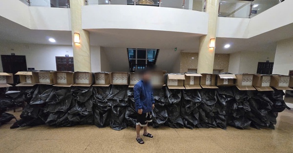 Quảng Trị: Đầu thú, khai nhận chở lậu gần 70.000 bao thuốc lá