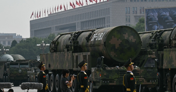 Trung Quốc nói gì về tin triển khai hơn 100 ICBM xuống hầm phóng?