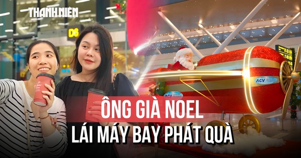 Không gian Giáng sinh thu hút hành khách tại sân bay Tân Sơn Nhất