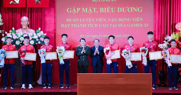 Bộ trưởng Lương Tam Quang biểu dương Thu Vinh, Đình Bắc và đoàn CAND giành thành tích cao SEA Games 33