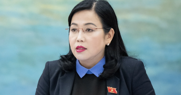 Giá rau xanh tăng mạnh, gây áp lực lớn đến người dân