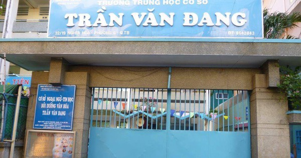 Giáo viên bắt học sinh ngủ sớm và dậy lúc 5 giờ sáng: đúng hay sai?