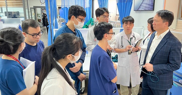 Bác sĩ nội trú: Có nên chỉ dành cho nhóm nhỏ?