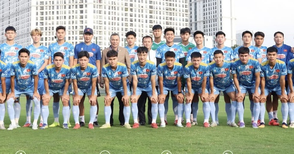 U.23 Việt Nam lên đường sang Qatar tập huấn, sẵn sàng tạo tiếng vang ở VCK U.23 châu Á