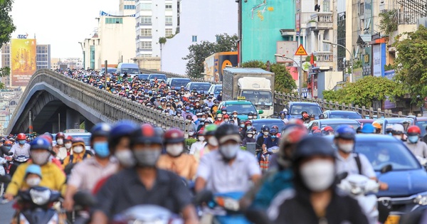 Ngán ngẩm kẹt xe đường Cộng Hòa, Trường Chinh: Sở Xây dựng TP.HCM nêu giải pháp