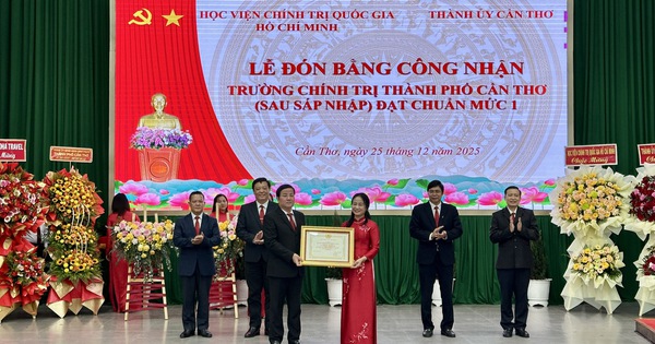 Trường Chính trị TP.Cần Thơ đạt chuẩn mức 1 sau 5 tháng sáp nhập