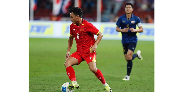 Con đường đúng để bóng đá Việt Nam phát triển bền vững