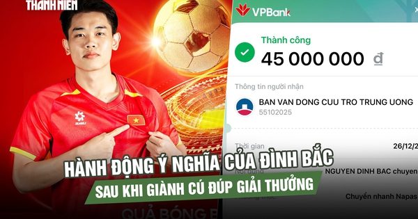 Hành động ý nghĩa của Đình Bắc sau khi giành cú đúp tại lễ trao giải QBV 2025