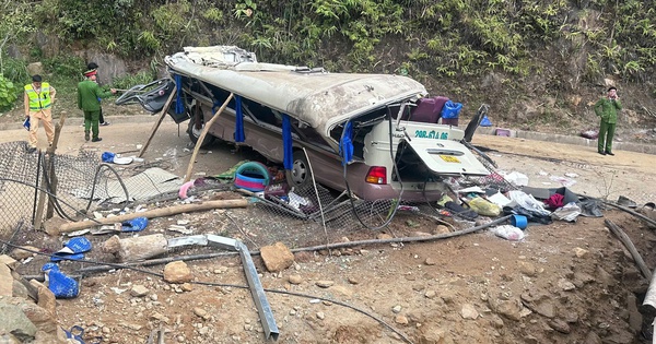 Nguyên nhân xe chở đoàn thiện nguyện bị lật làm 9 người chết ở Lào Cai