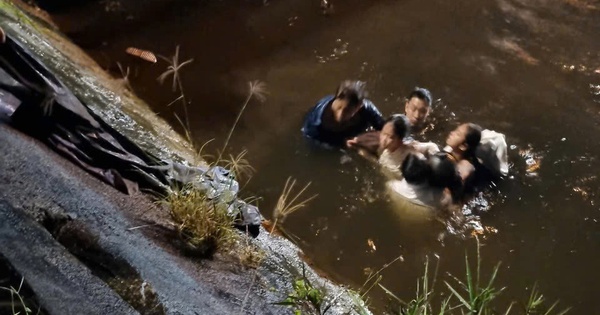 Quảng Trị: Hai bố con lao xuống kênh nước xiết cứu 3 người đuối nước