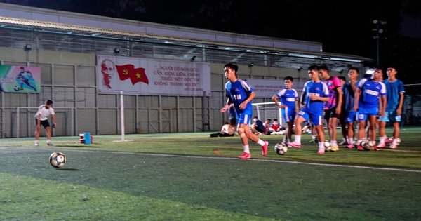 Tập luyện giữa mùa thi, Trường ĐH Kinh tế - Tài chính TP.HCM đặt mục tiêu đầy tham vọng