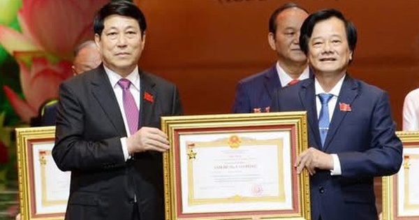 Hiệu trưởng Trường Y dược - Trường ĐH Trà Vinh được phong Anh hùng lao động