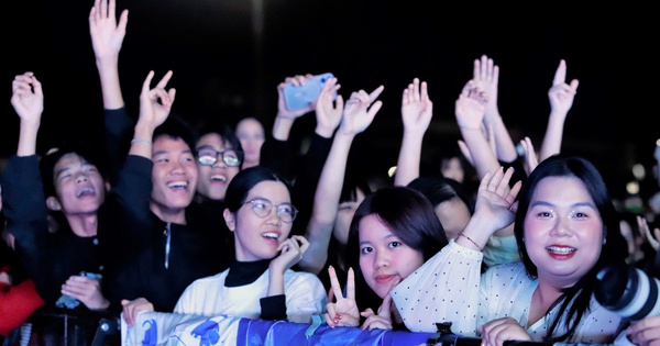 Quy Nhơn rộn ràng đêm countdown chào năm mới 2026