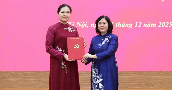 Bà Hà Thị Nga giữ chức Phó bí thư thường trực Đảng ủy MTTQ, các đoàn thể T.Ư