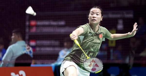 Nóng: Nguyễn Thùy Linh ngược dòng ngoạn mục, đánh bại tay vợt nữ số 1 Malaysia