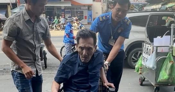 Sức khỏe Thương T&iacute;n ra sao sau 2 lần đột quỵ, ngồi xe lăn?