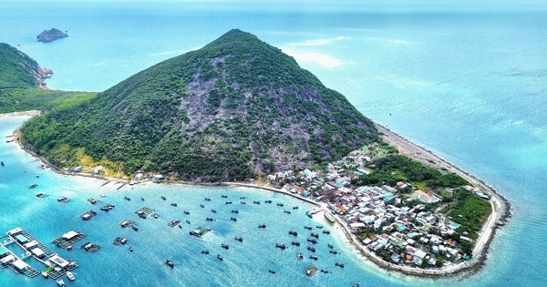 Kh&aacute;m ph&aacute; non nước B&iacute;ch Đầm b&igrave;nh y&ecirc;n trong vịnh Nha Trang