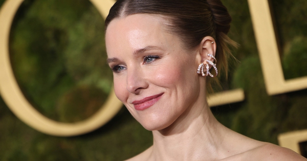 Mỹ nh&acirc;n Kristen Bell ủng hộ chồng đ&oacute;ng cảnh th&acirc;n mật với bạn diễn kh&aacute;c giới