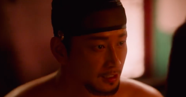 Nam ch&iacute;nh phim cổ trang 19+ đau khổ sau khi đ&oacute;ng loạt cảnh n&oacute;ng t&aacute;o bạo